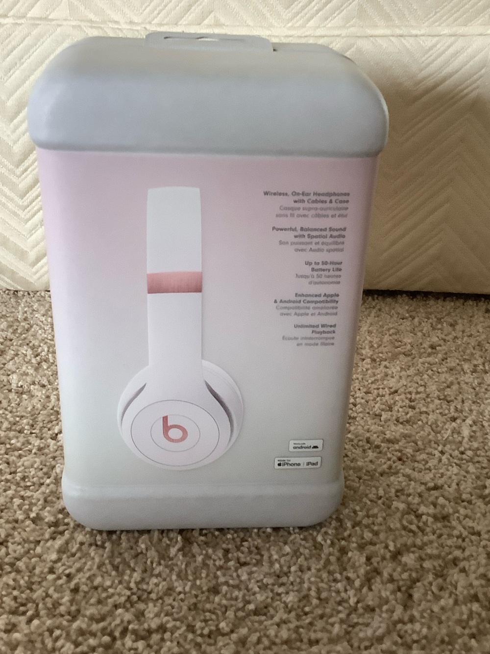 Beats by Dre Solo 4 White Headphones - Picture 4 of 8